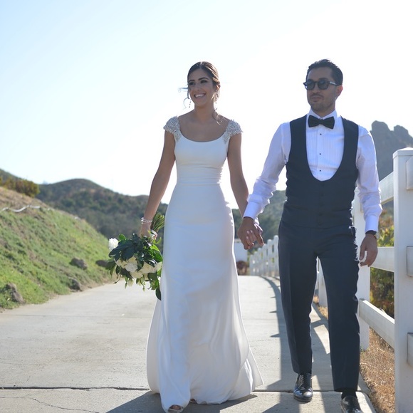 Wedding dress / bride dress - Picture 2 of 4